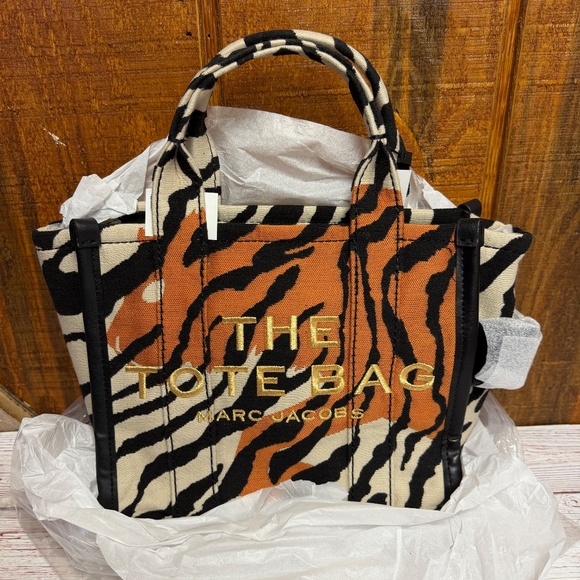 Marc Jacobs The Small Nylon Tote Bag - TIger Multi - Picture 5 of 8